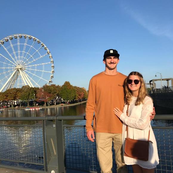 Meet your Posher, Jennifer - Picture 1 of 1